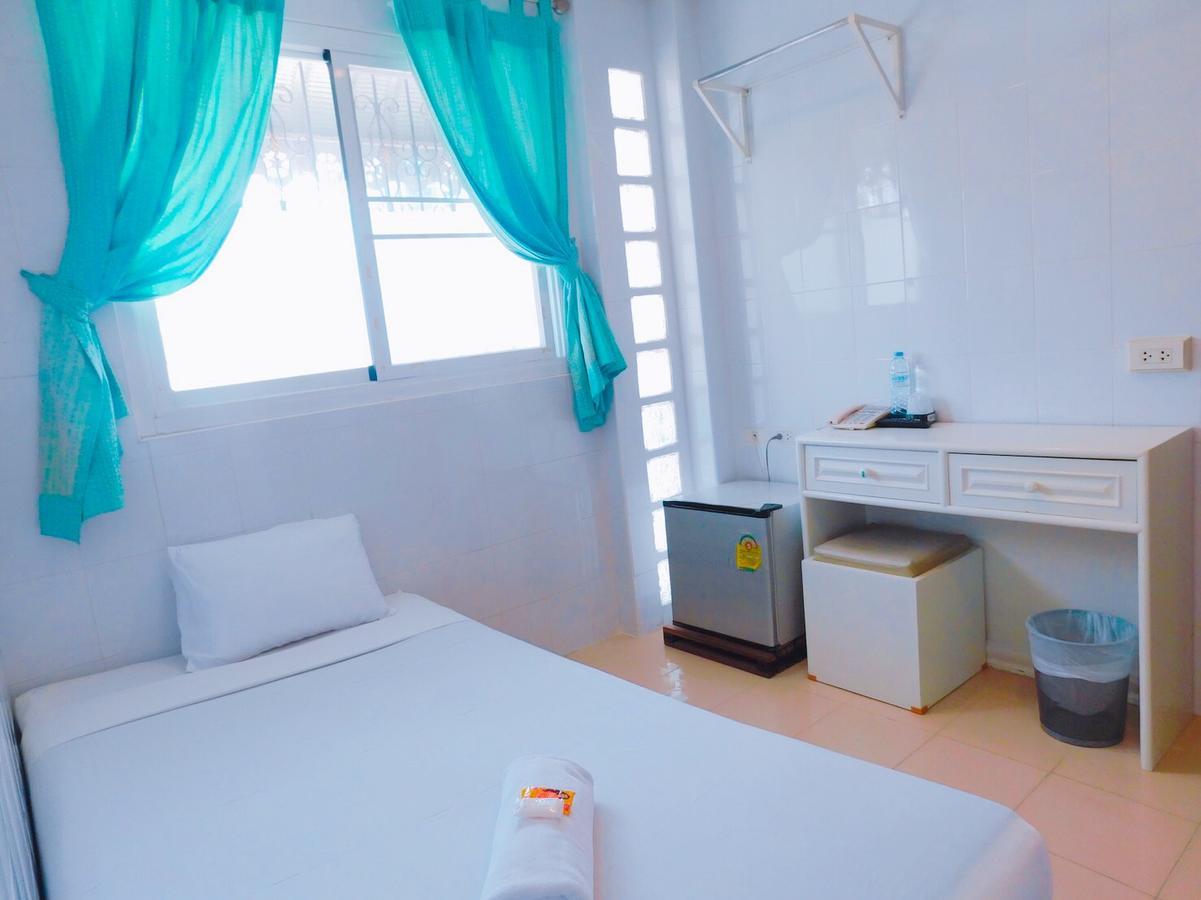 Be Fine Guesthouse Phuket Εξωτερικό φωτογραφία