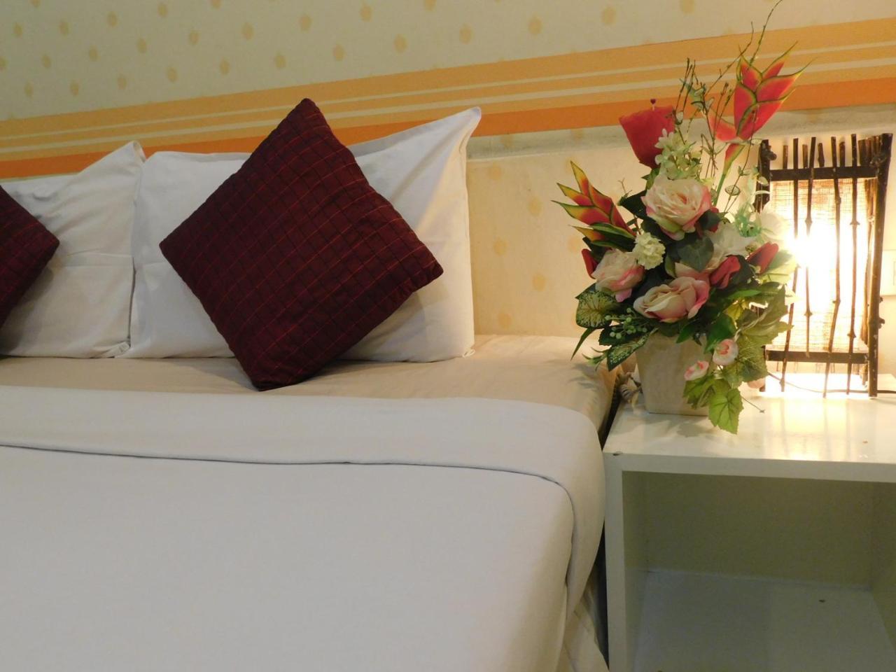 Be Fine Guesthouse Phuket Εξωτερικό φωτογραφία